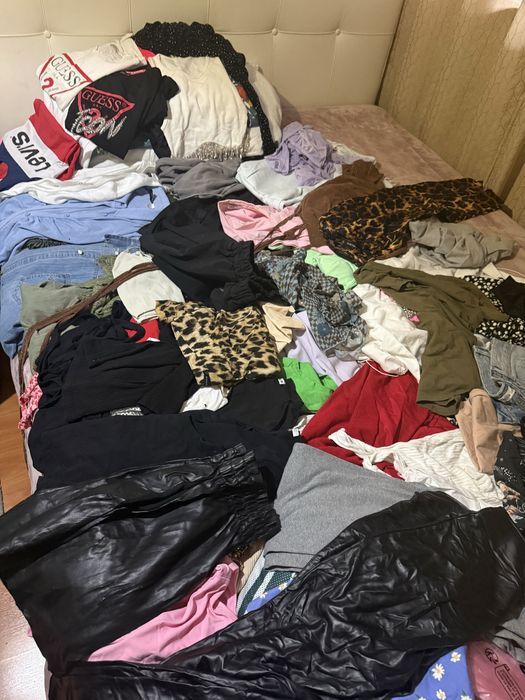 Lote de roupa de varias marcas