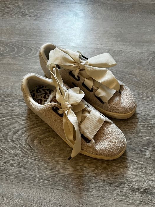 Puma
Снікерcи Basket Heart Teddy  38 р