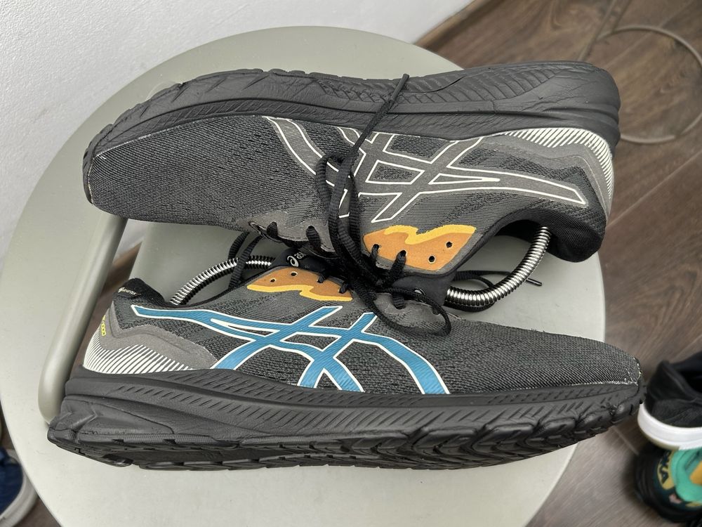 Оригінал! Кросівки Asics GT 1000 Gore Tex 45 розмір 03746