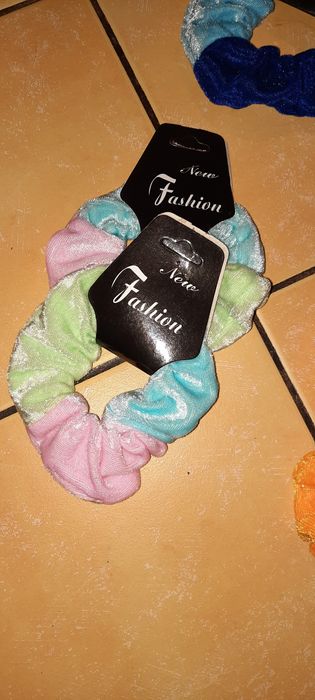 Gumki Frotki do wlosow Welur SCRUNCHIES