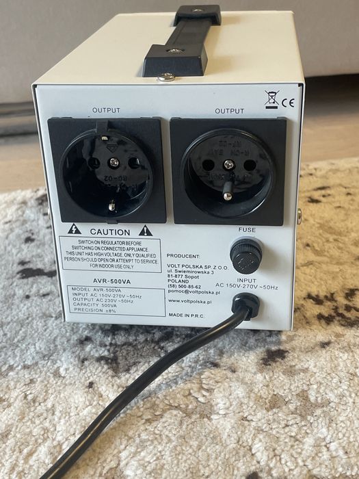 Стабілізатор напруги Volt Polska AVR-500VA. Практично новий