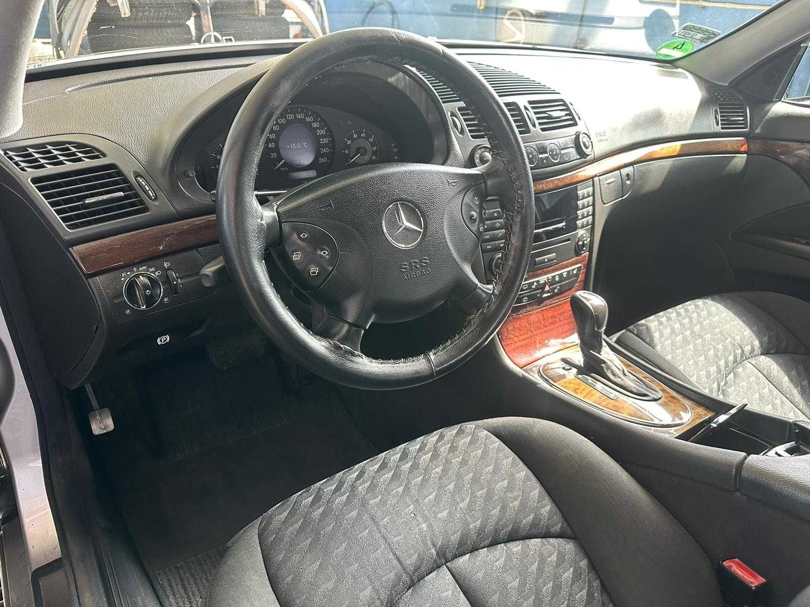 Mercedes  211 kombi LPG