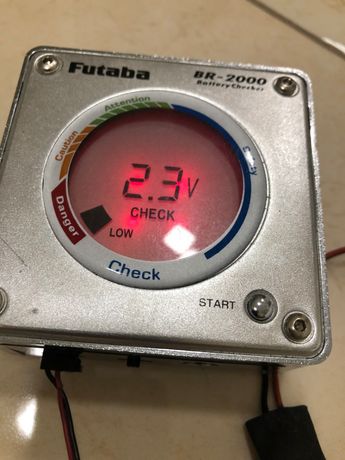 Futaba BR-2000 medidor de packs bateria e descarregador