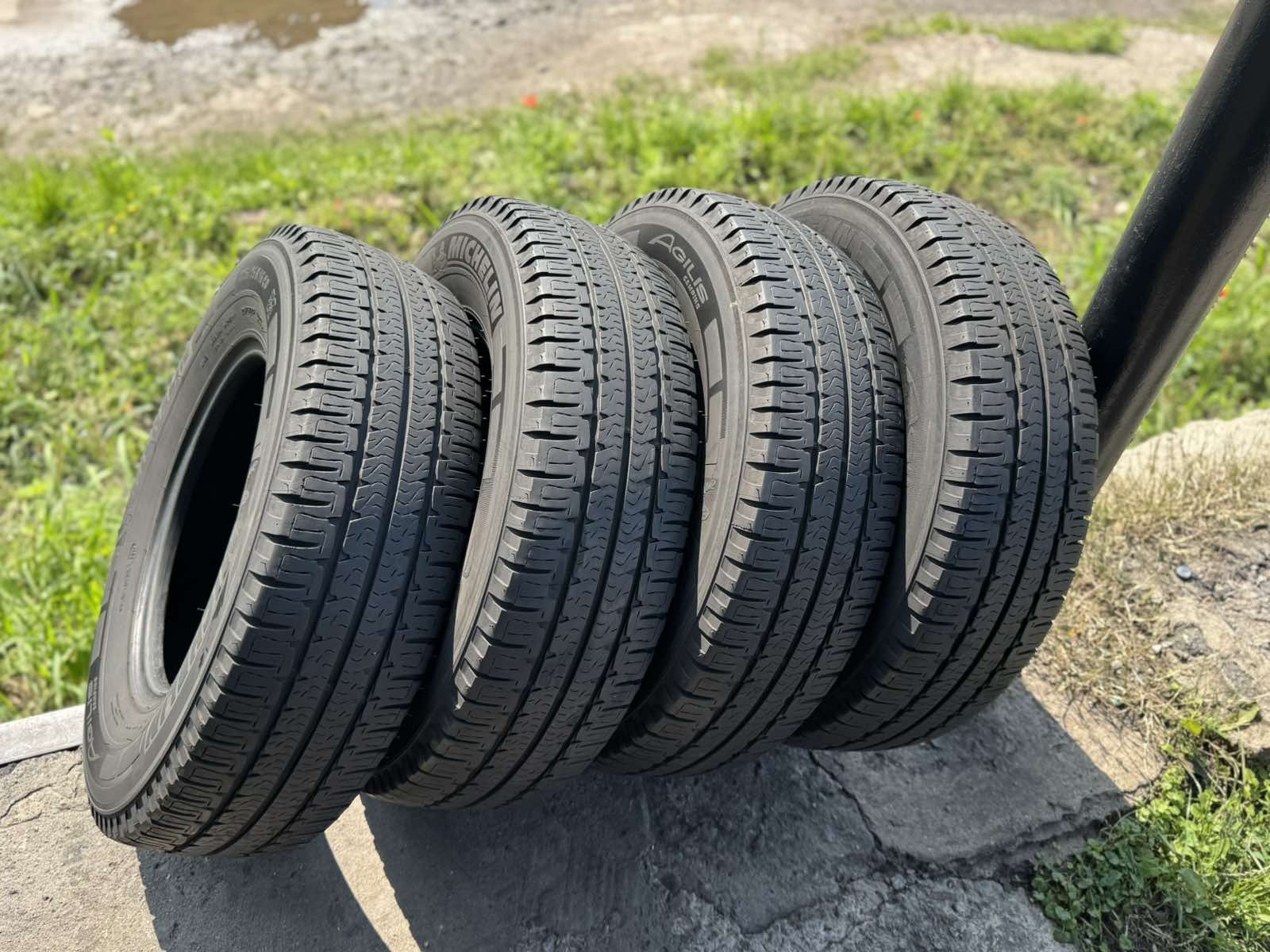 Літні шини Michelin 225/75 R16C