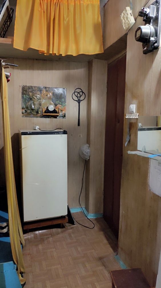 Продам квартиру 2х кімн.на 20-ом ост.Горняк