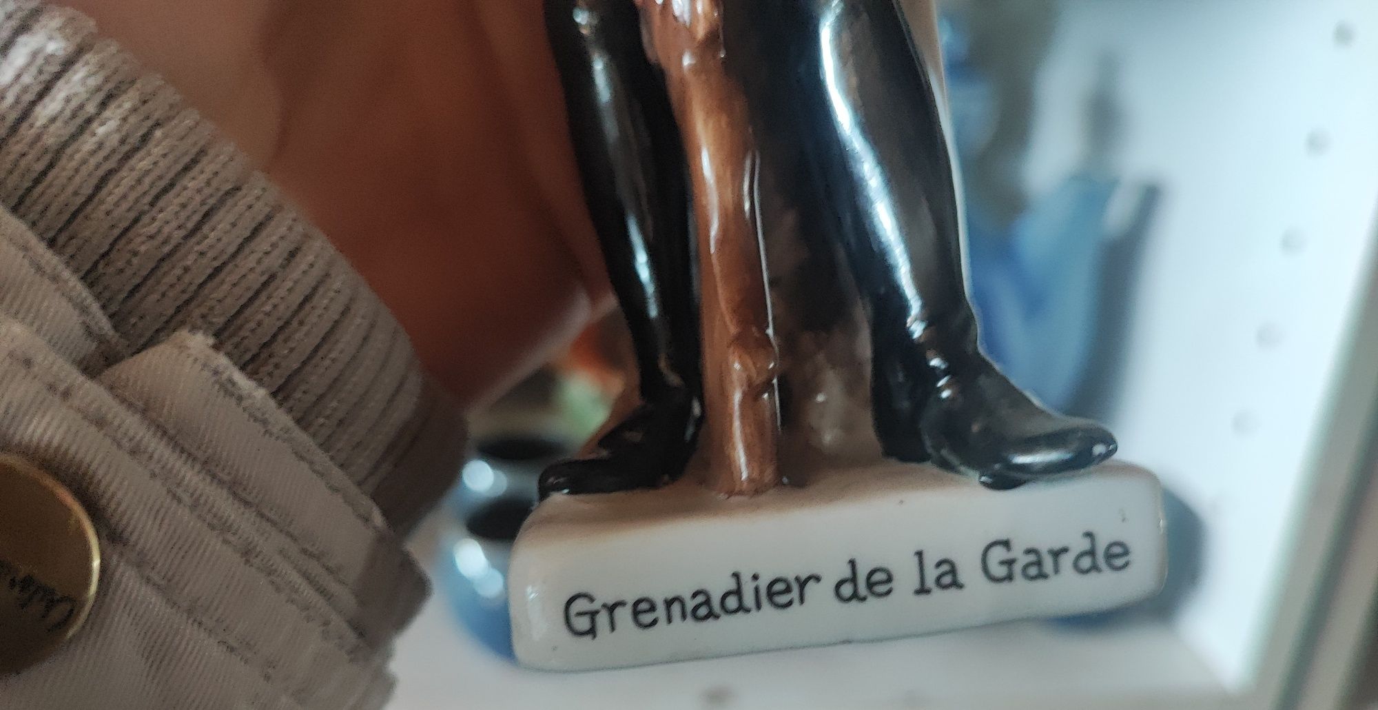 Porcelanowa figura Grenadier de La Garda.Żołnierz Armia Napoleona