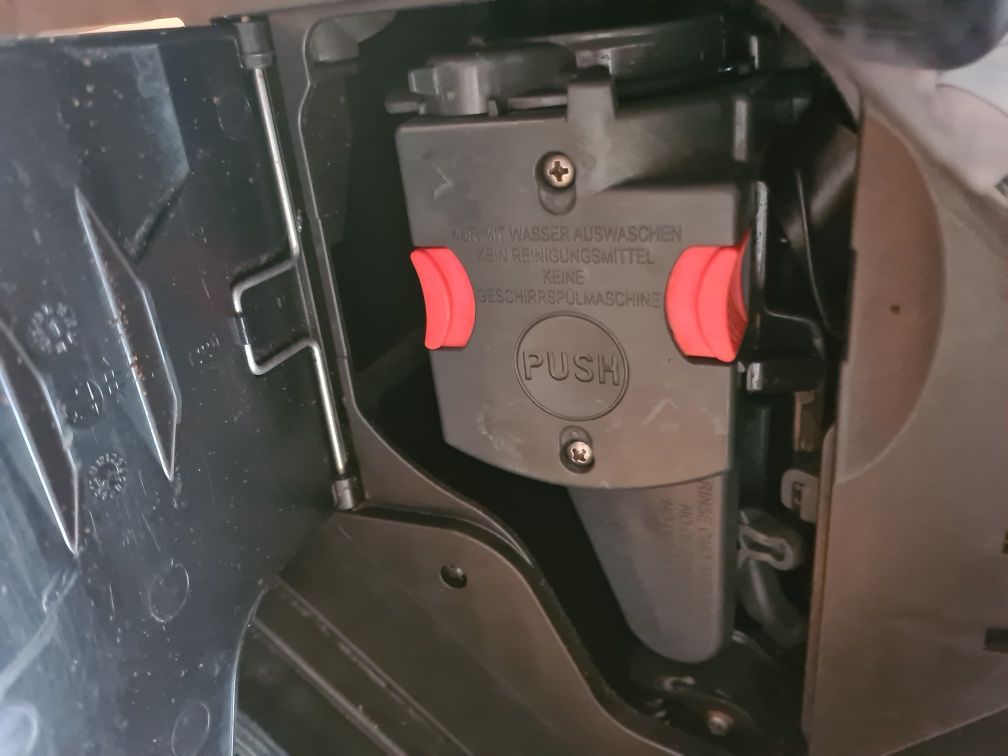 Ekspres automatyczny DeLonghi MagificaS