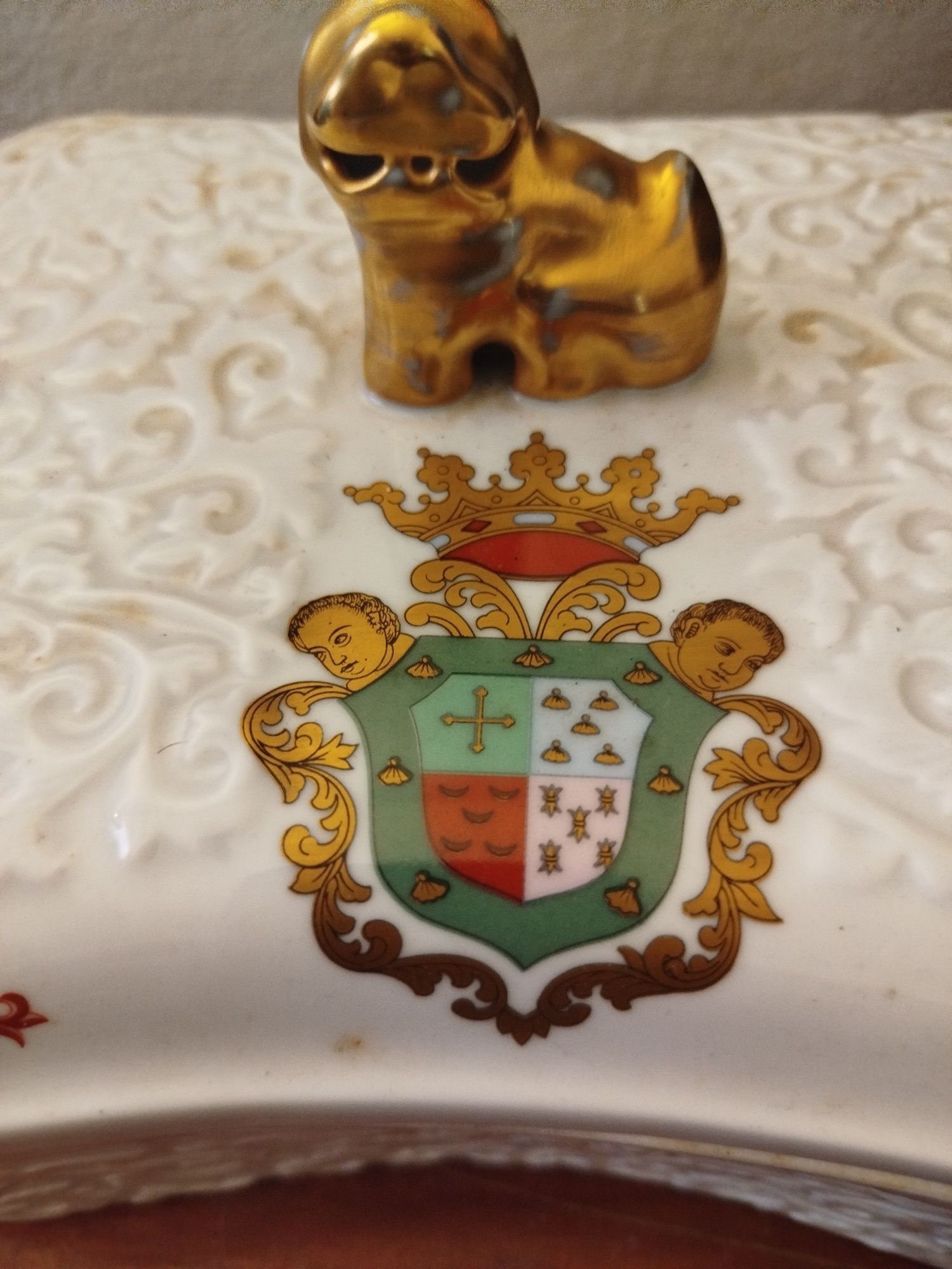 Caixa porcelana China Dinastia Qing séc XVIII