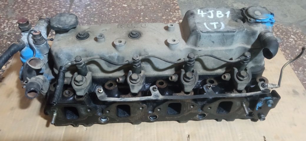 Головка в зборі на мотор Исузу Isuzu 2.8 л. 4JB1 (T)