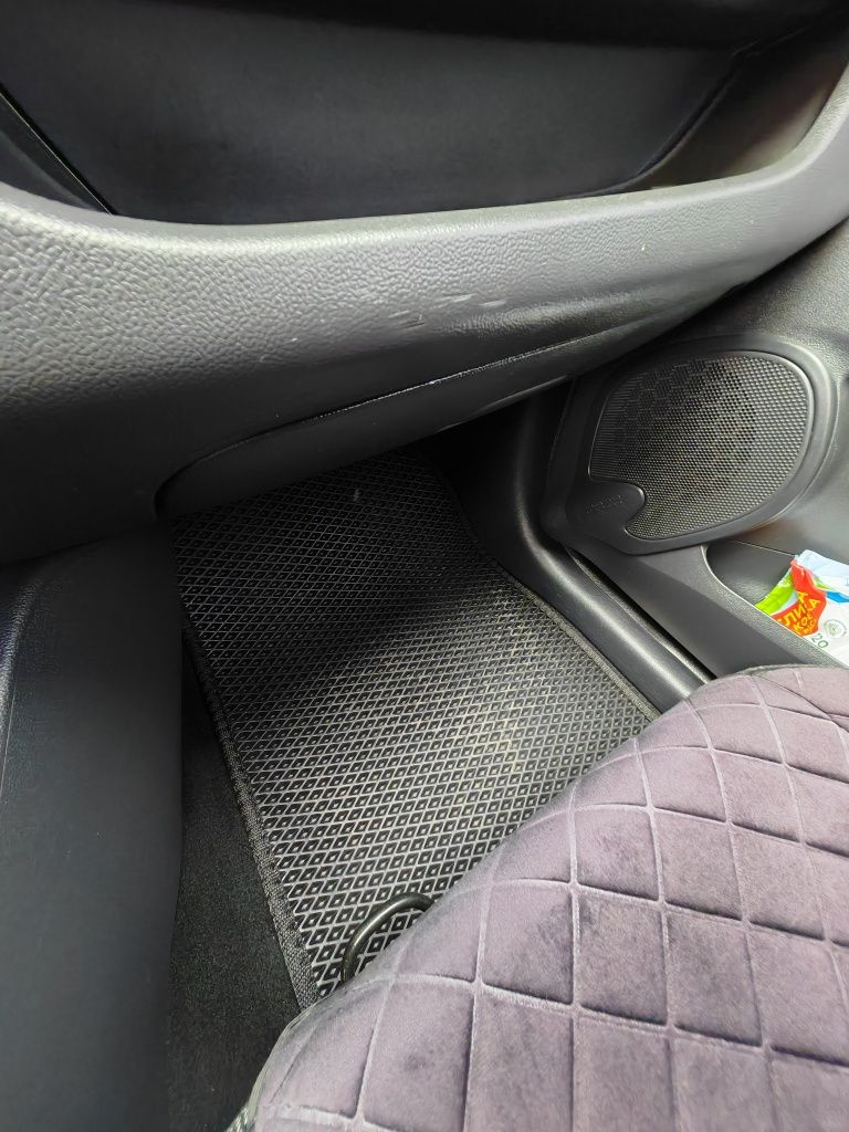 Renault Clio 4 2016 р. 1,5 дизель