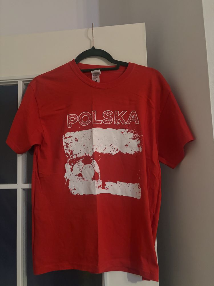 T- shirt z ciekawym nadrukiem Polska