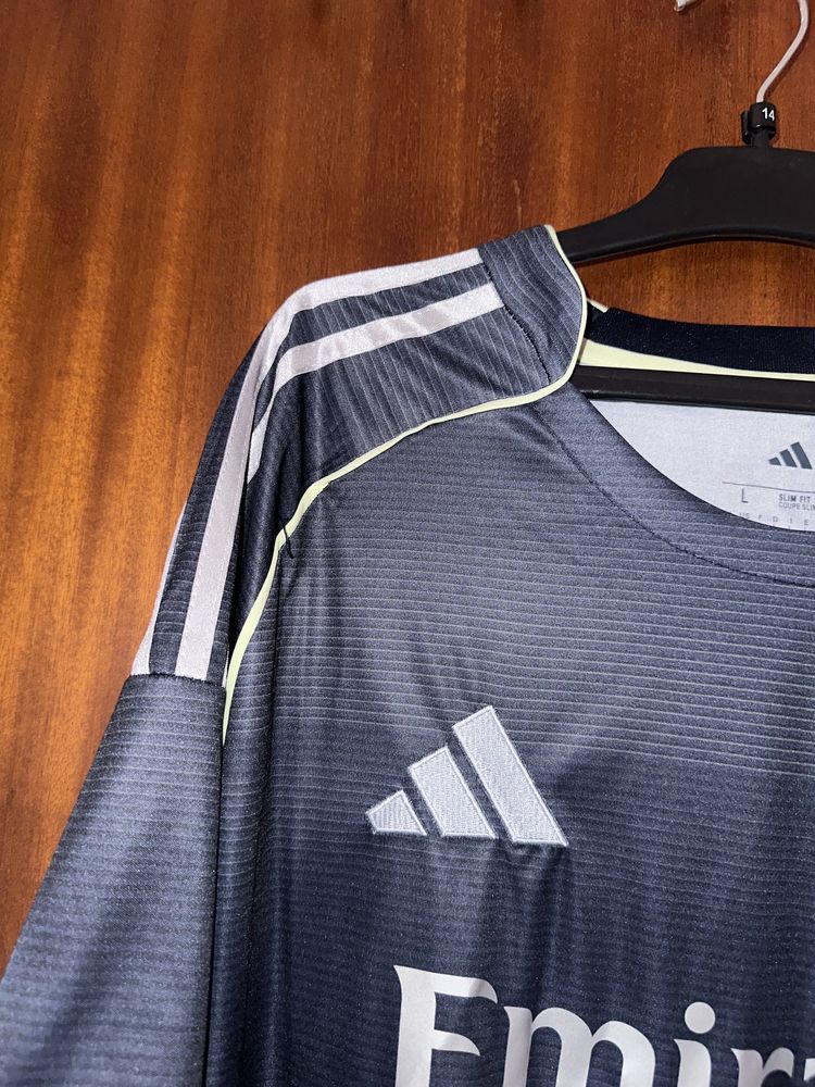 Camisola Real Madrid 2025/26