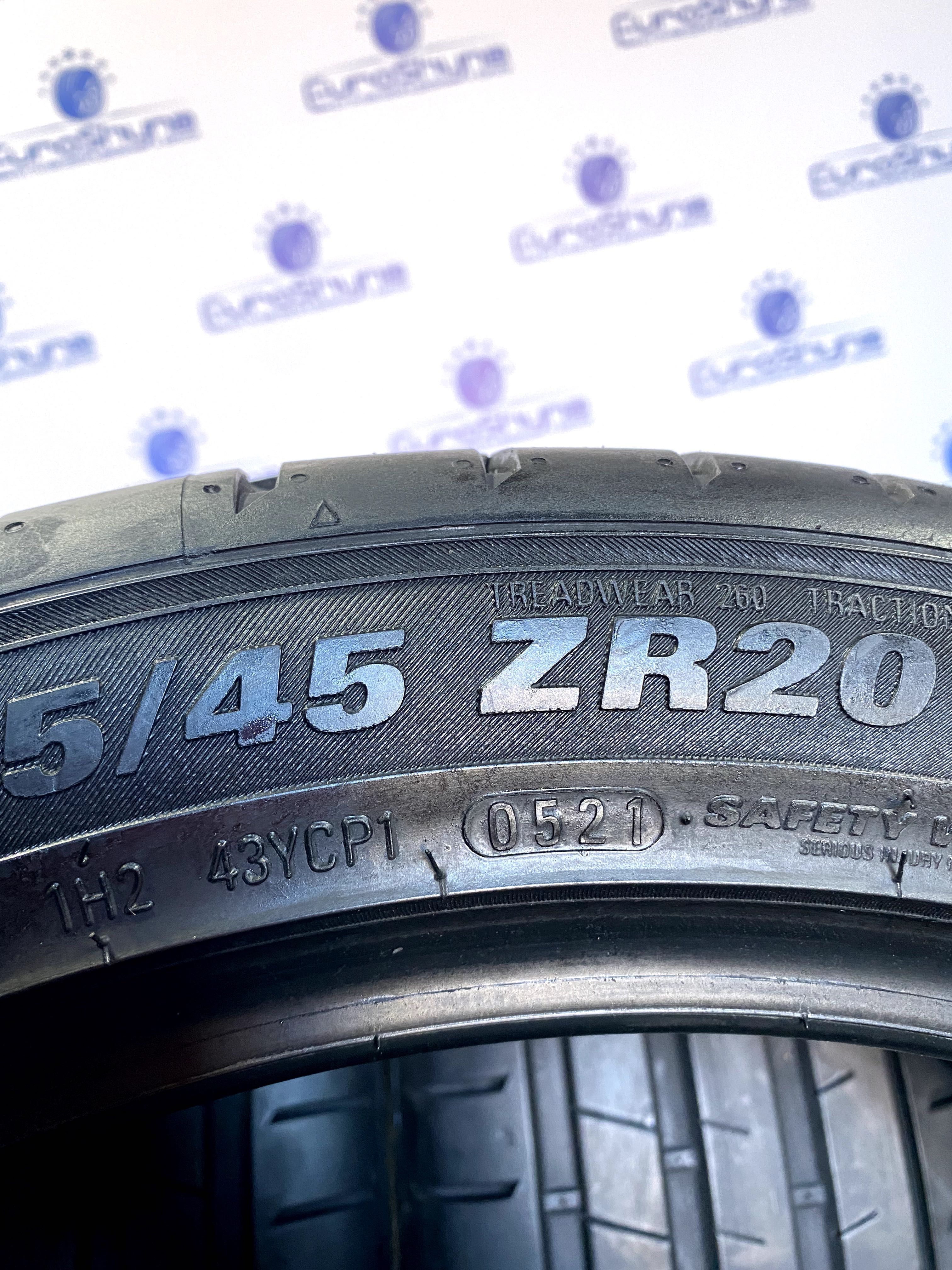 Літні шини 245 45 ZR20 108Y Kumho Ecstra ps91. Прот.7.0мм. 2021р.