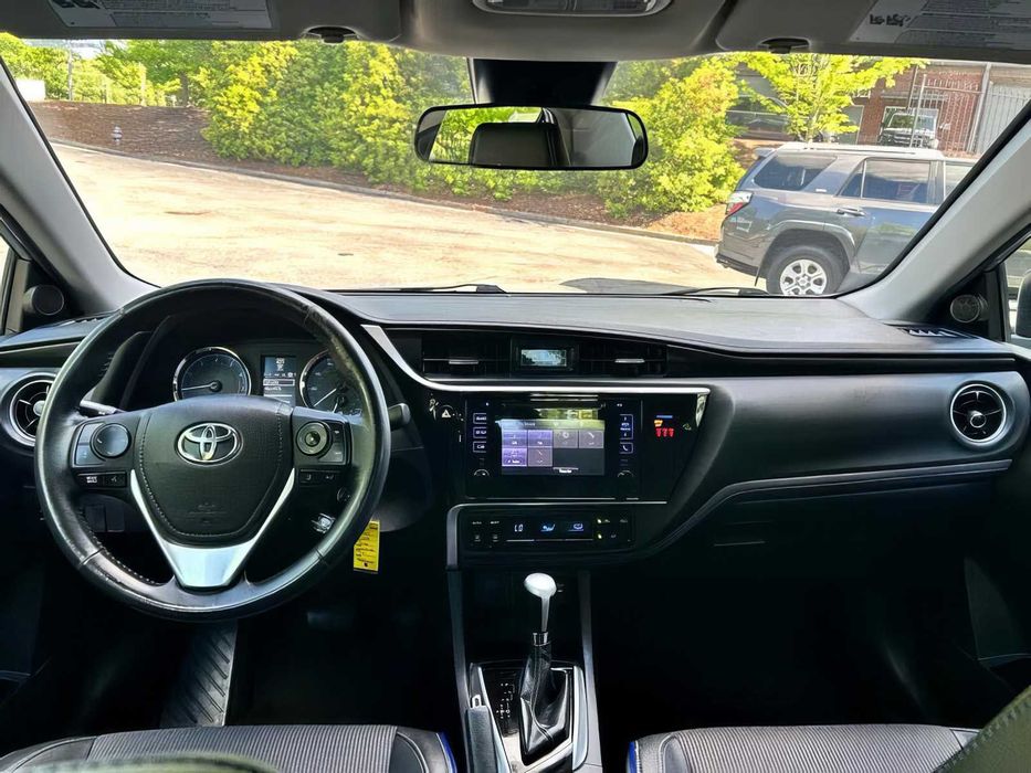 Toyota Corolla      2019