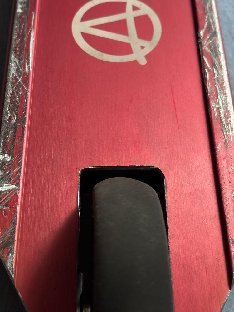 Deck apex 48cm Prawie nowy!! Opis