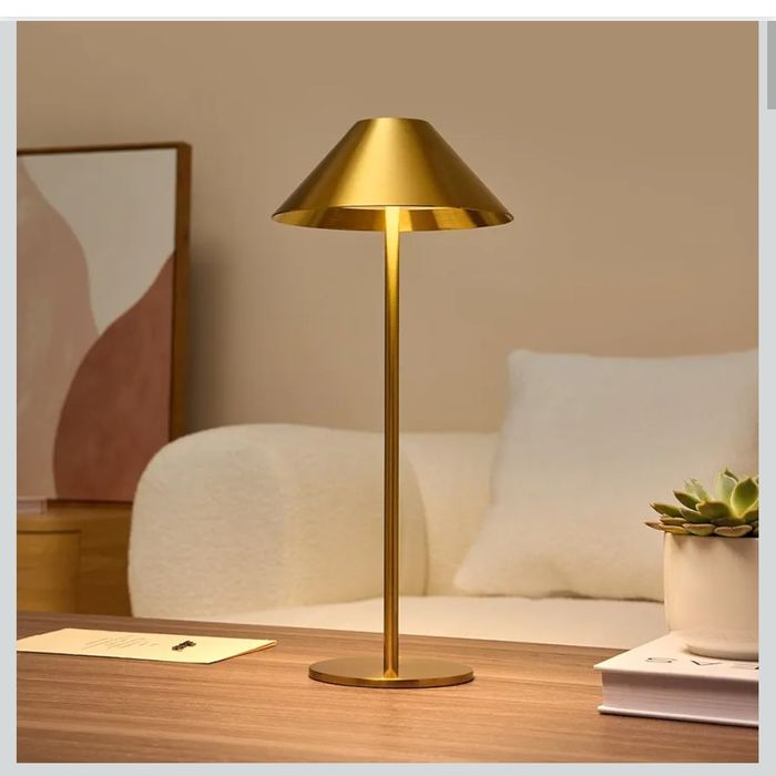 Lalavon Złota Akumulatorowa lampka stołowa LED