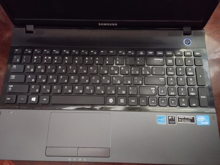 Ноутбук Samsung 300E5C-S0P