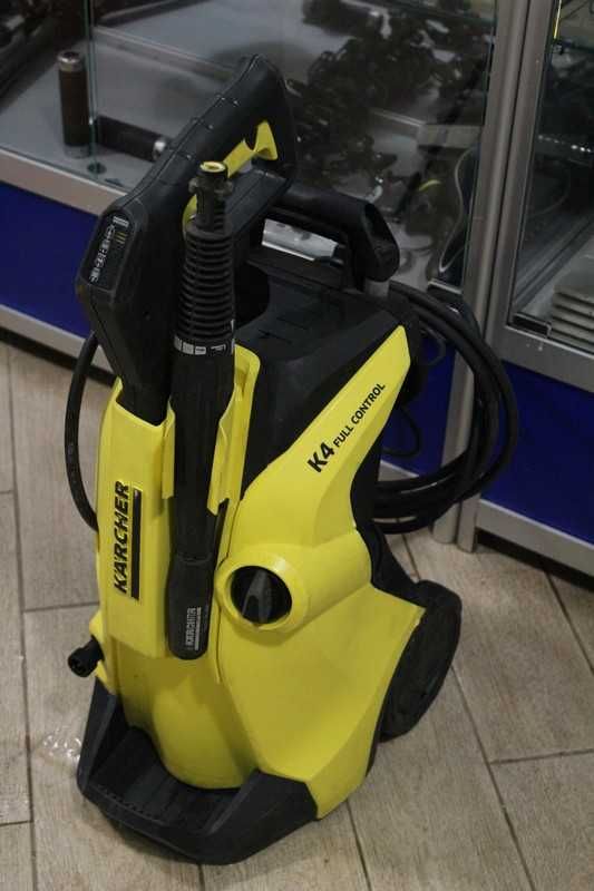 Мийка Karcher K4 Full Control