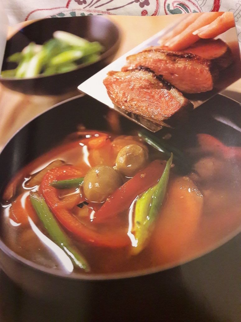 Wok e Salteados - mais de 100 receitas