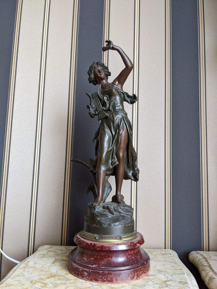 Figura, rzeźba Kobieta z lirą, oryginalna, sygn. Charles Ruchot.