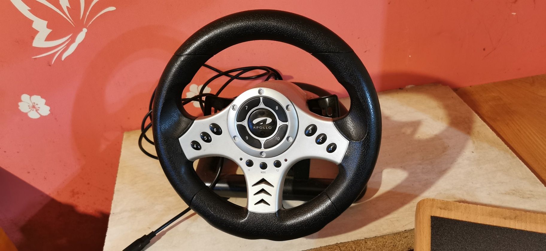 Kierownica Apollo z pedałami