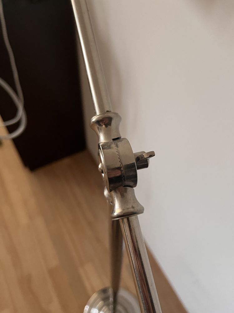 Lampa podłogowa chromowana