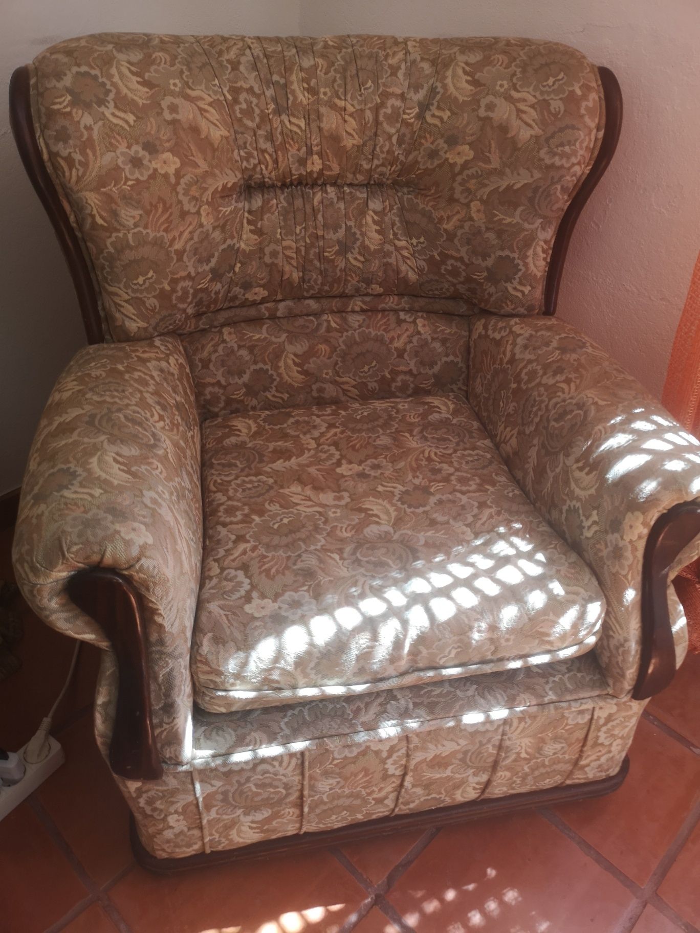 Sofá grande de 3 lugares e 2 individuais