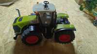 Bruder 03015  Traktor Claas Xerion 5000