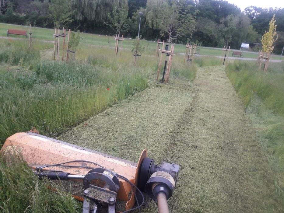 Koszenie nieuzytkow,koszenie farm fotowoltaicznych,koszenie rowów