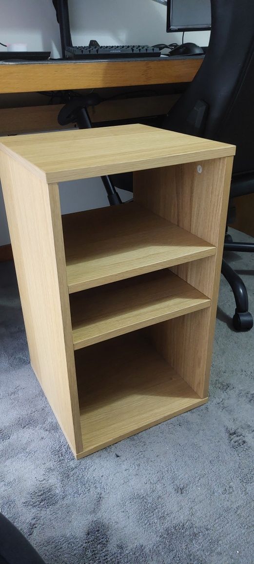 Móvel Ikea 3 prateleiras