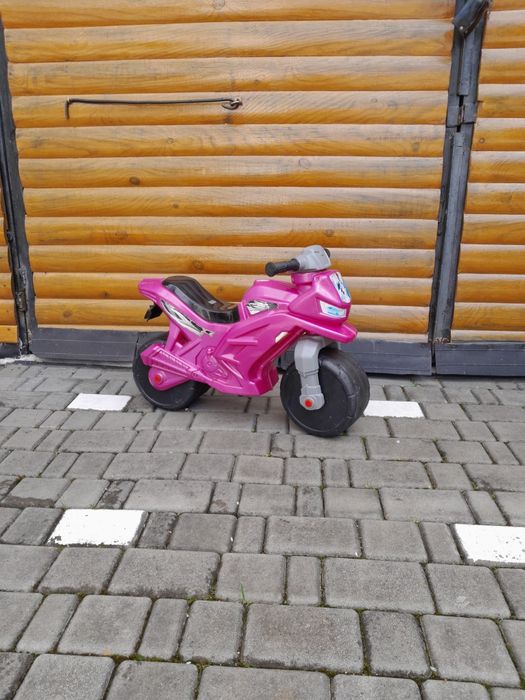 Продам машинки та велосипеди дитячі