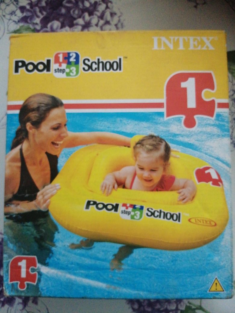 Koło do pływania  dla niemowlaka siedzenie  intex