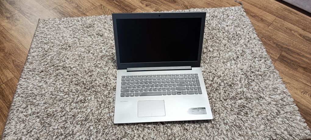Игровой Lenovo 520-15IKB/i5-8250/8 RAM/SSD 256Gb/Geforce MX 150 2Gb