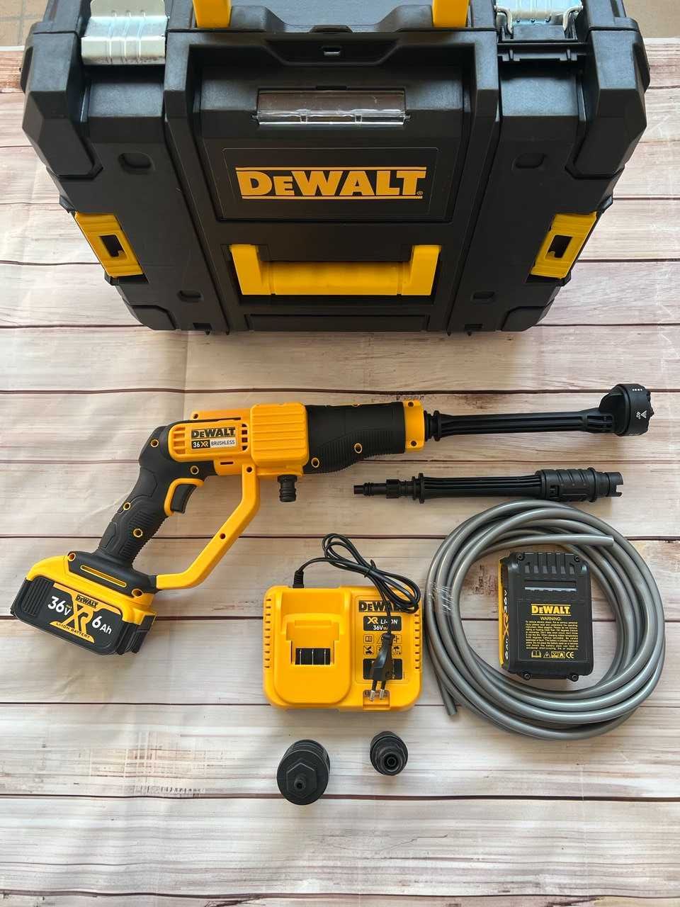 Мойка Акумуляторна DeWalt DCPW550B мийка ручна 2 акумулятора 36 Вт 6 а