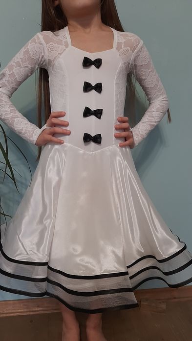 Сукня для бальних танців