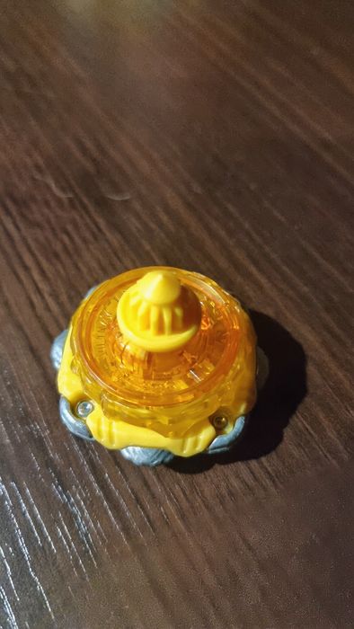 Black Shell 9-80 N Beyblade x