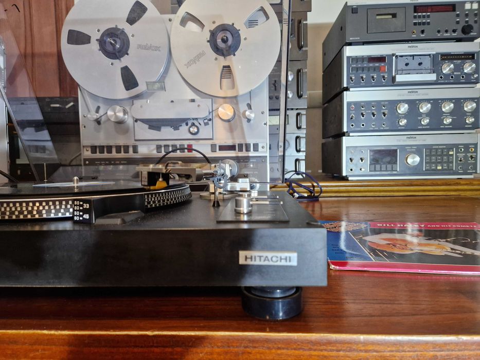 Hitachi PS48 Gramofon Kolekcja