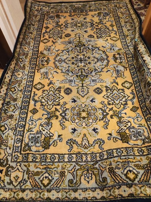 Продам ковер б/у