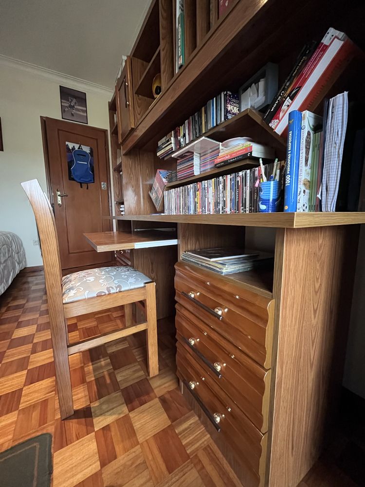 Mobília de quarto: Estúdio + cama + secretária