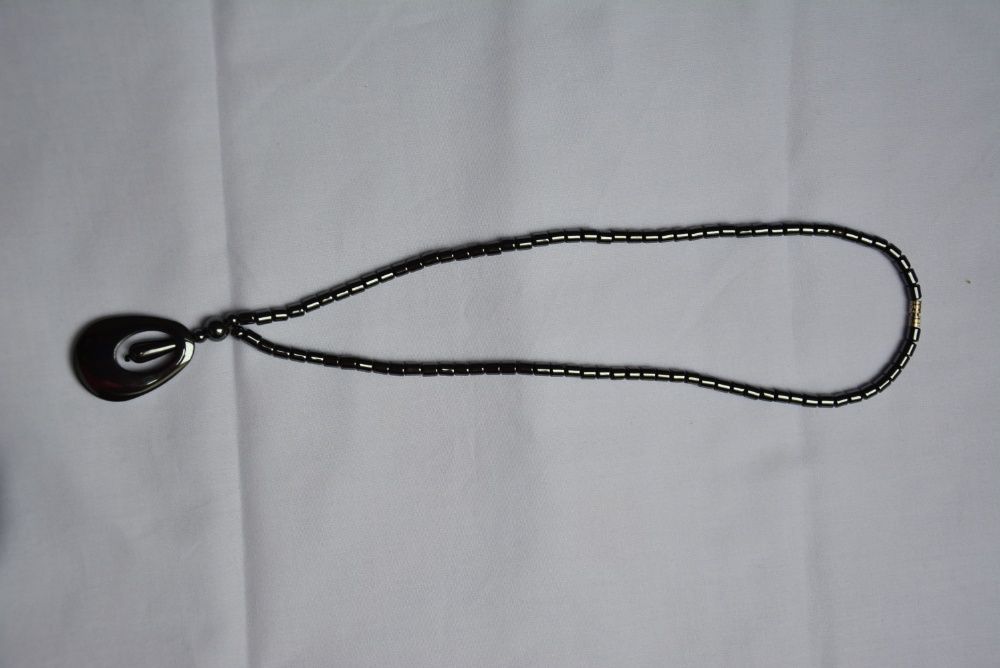 Naszyjnik z wisiorkiem