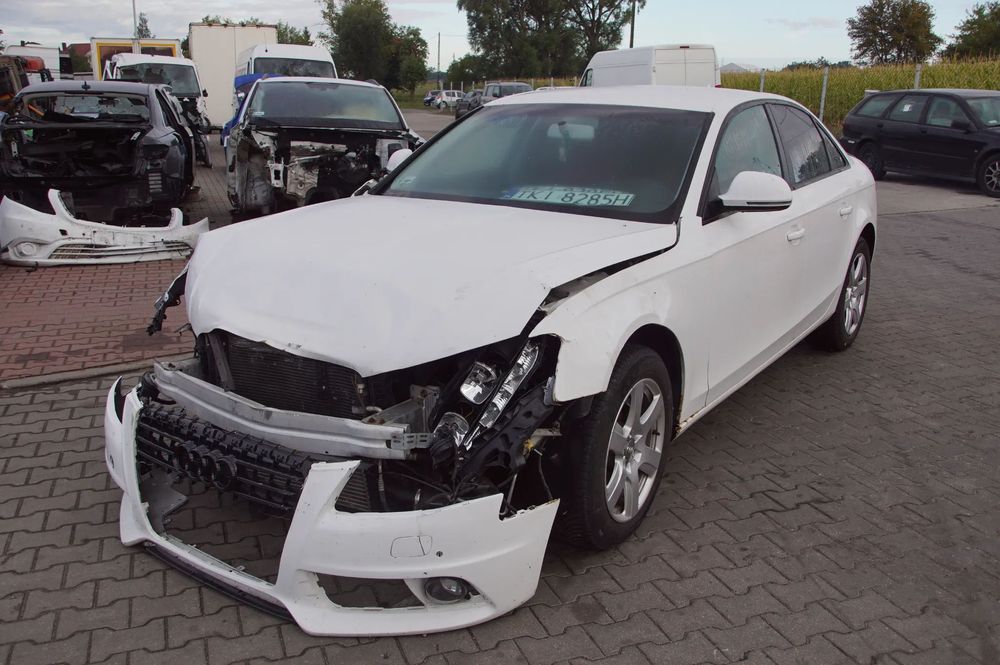 Auto na części - Audi A4 B8 2.0 TDI 143KM CAGA KXP LY9C 2009R Silnik Skrzynia Drzwi Szyba Klapa Zderzak Błotnik Lusterko Sterownik Moduł Czujnik Deska Kokpit Licznik Wyświetlacz Kierownica