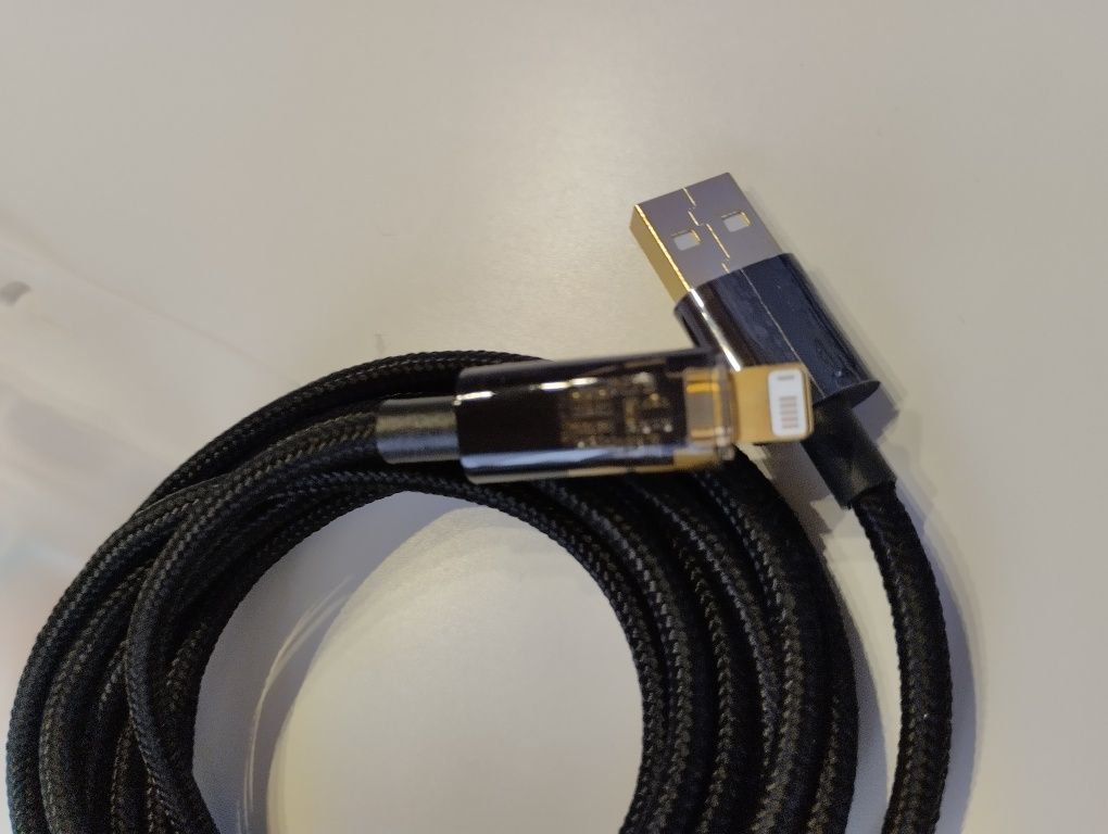 kabel USB typu lightning 2 m