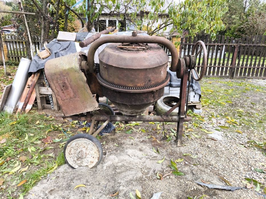 Betoniarka 150l stara