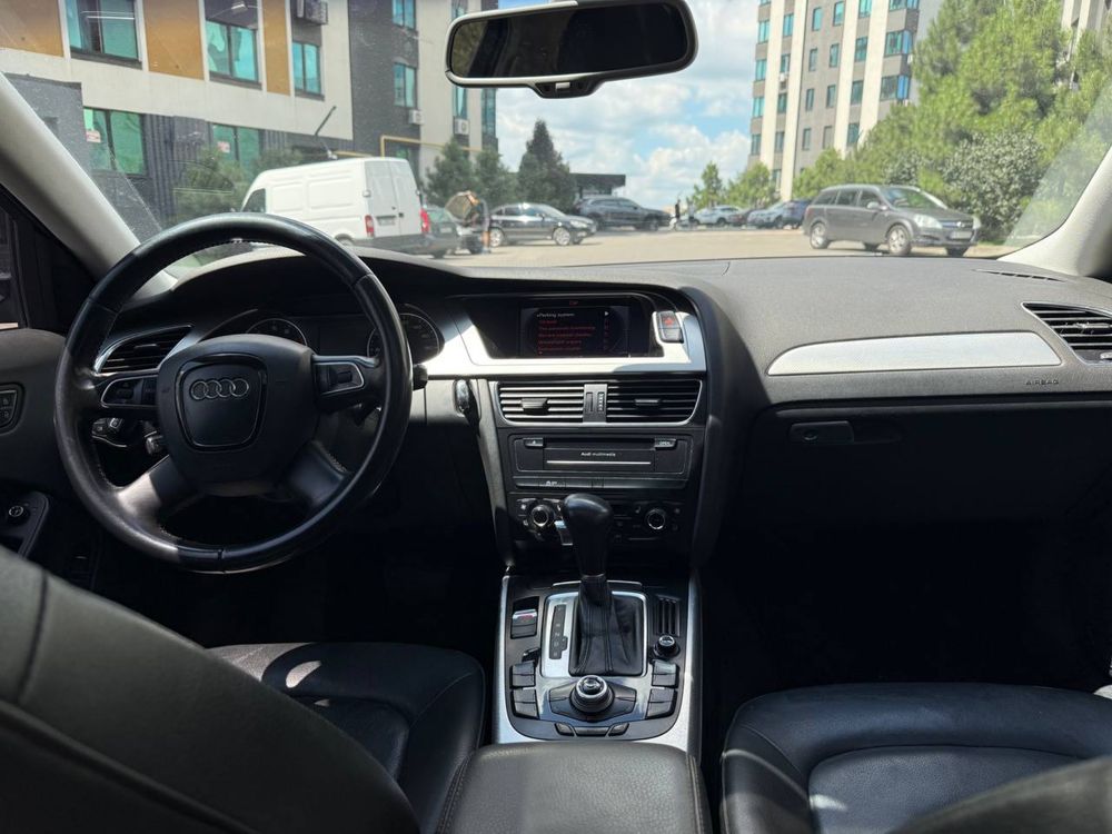 Audi A4 2012 S-Line автомат черная ауди