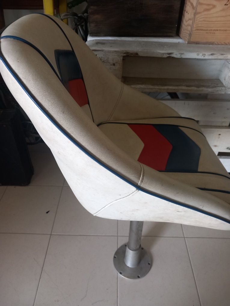 Banco de barco retro/vintage