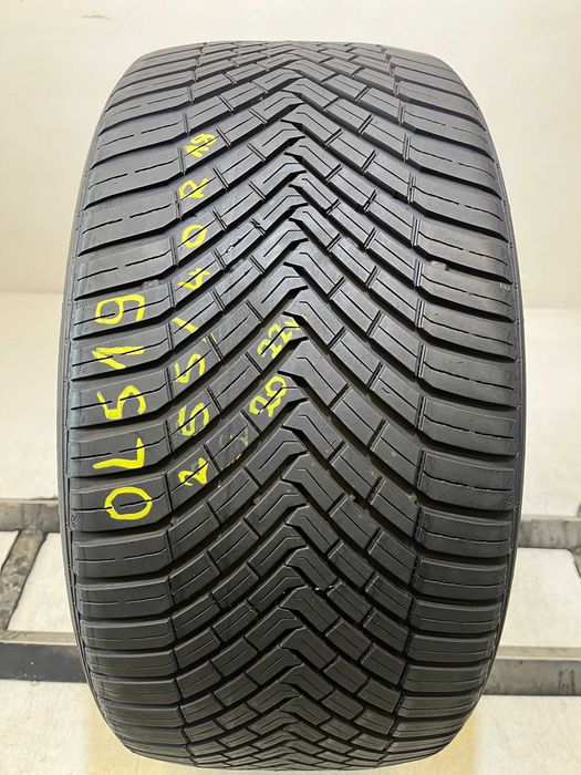 1x 255/40R18 XL Continental AllSeasonContact 99Y OL519
