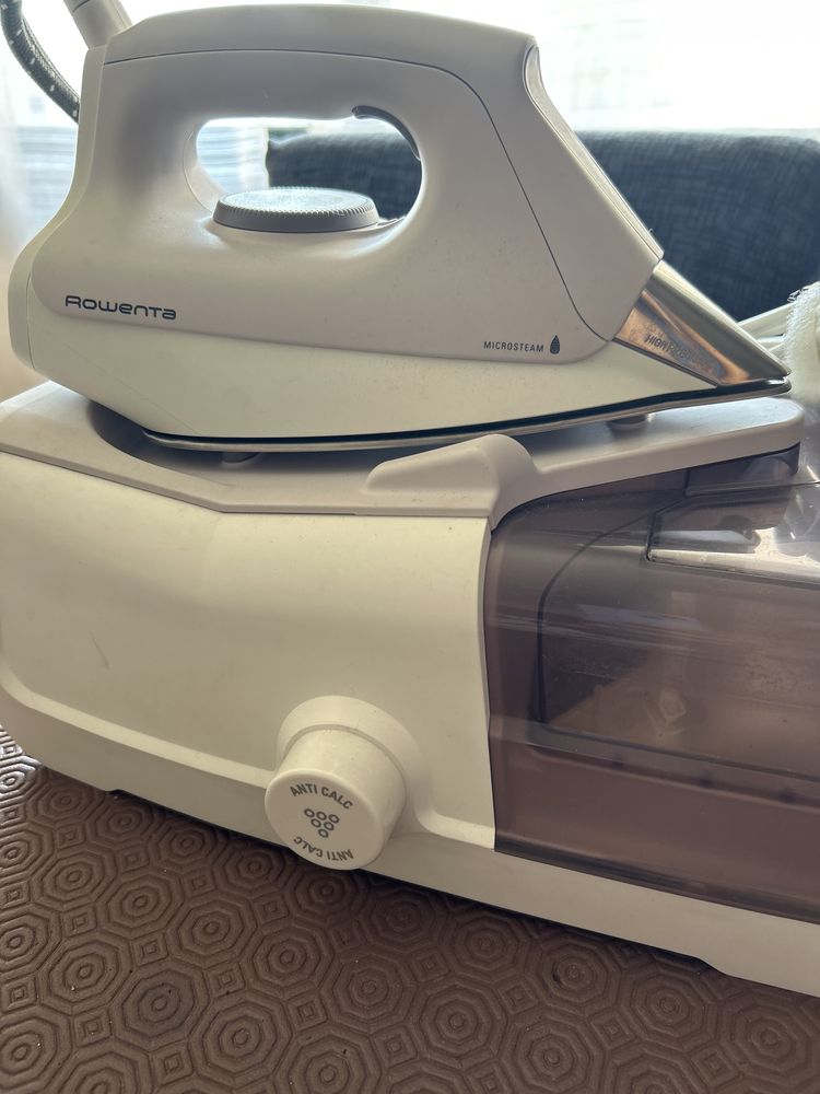 Ferro a Vapor com Caldeira Rowenta Pro Precision