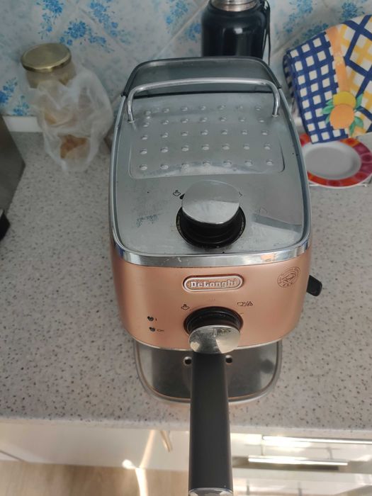 Кофеварка рожковая DELONGHI ECI341.CP