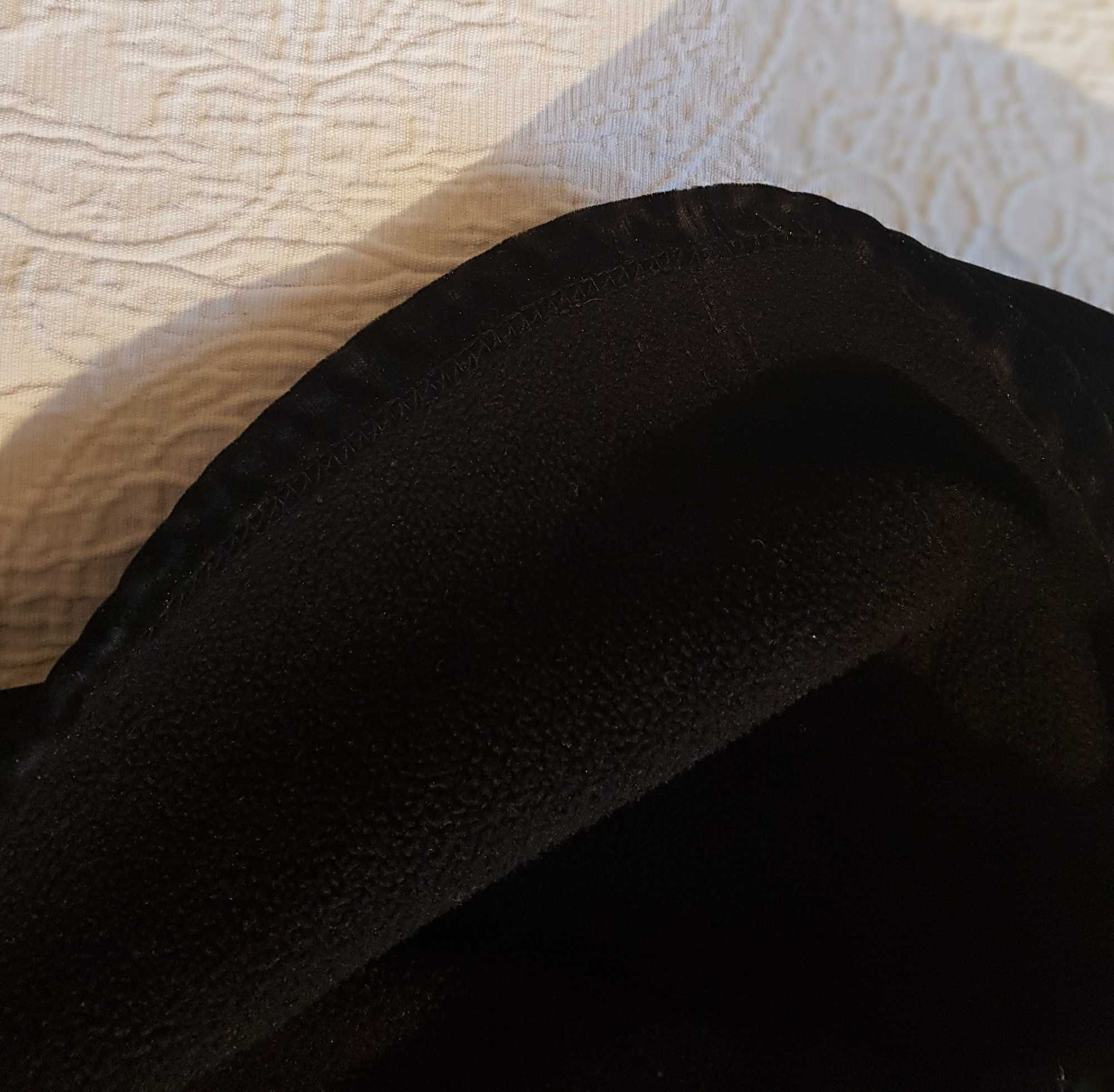 Spódnica czarna aksamitna