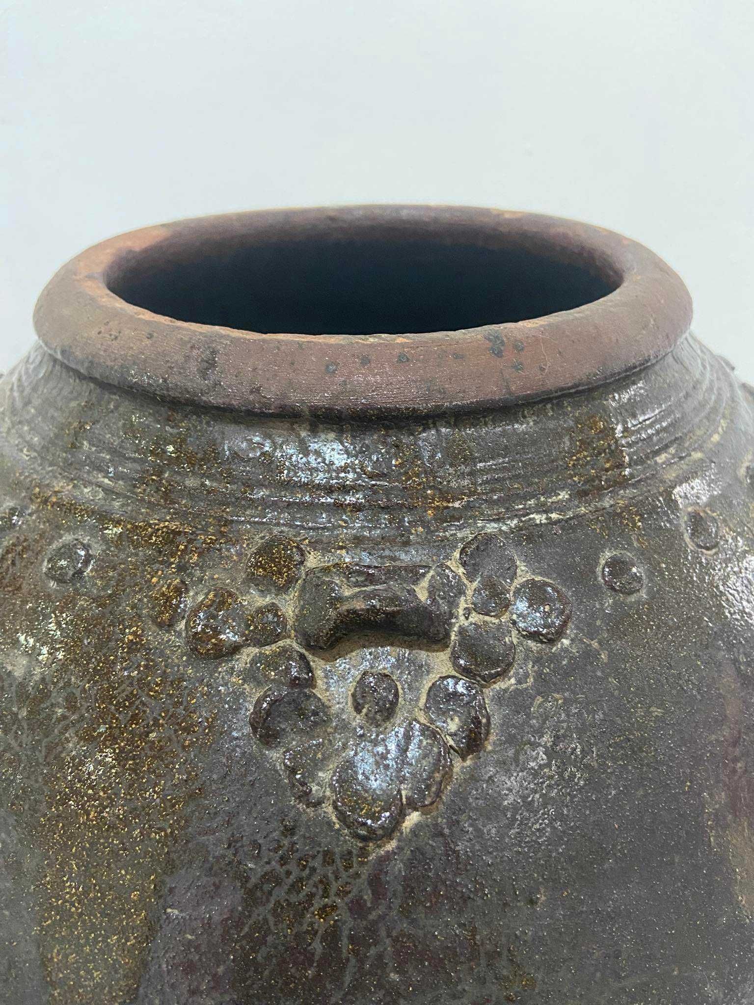 Pote para especiarias em grés vidrado China Sec. XVI - XVII